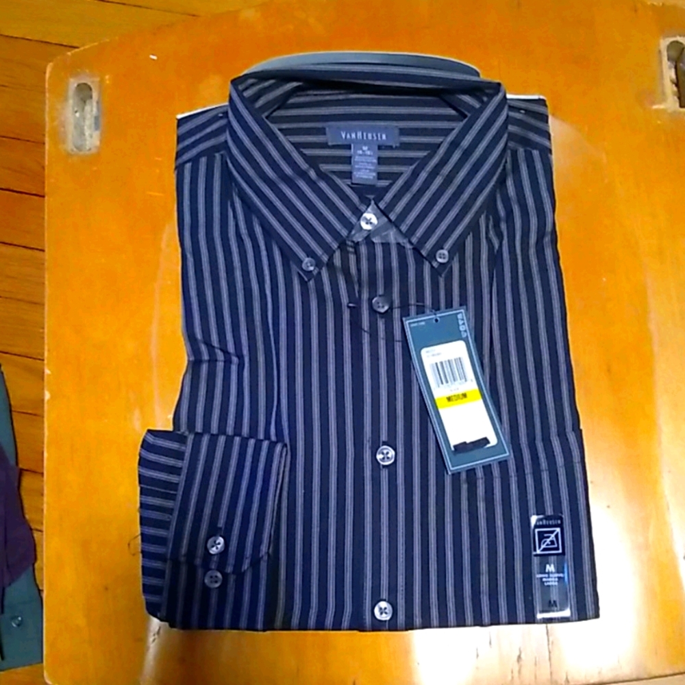 Van Heusen fitted collar dress shirt